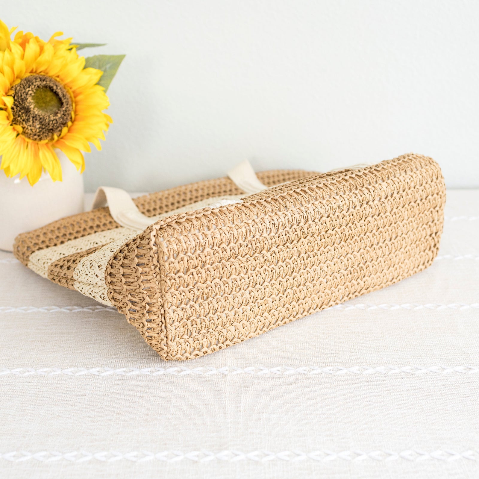 Women’s Straw Woven Beach Tote for Beach, Vacation & Summer Outfits