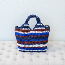 Handgefertigte gestreifte Stroh-Strandtasche für Damen – für Strand, Urlaub und Sommer-Outfits