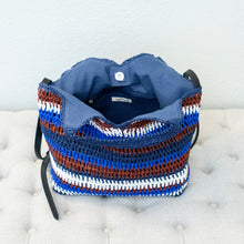 Handgefertigte gestreifte Stroh-Strandtasche für Damen – für Strand, Urlaub und Sommer-Outfits