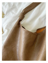 Women’s Soft Leather Retro Hobo Shoulder Bag Everyday Work Bag for Everyday City Outfits