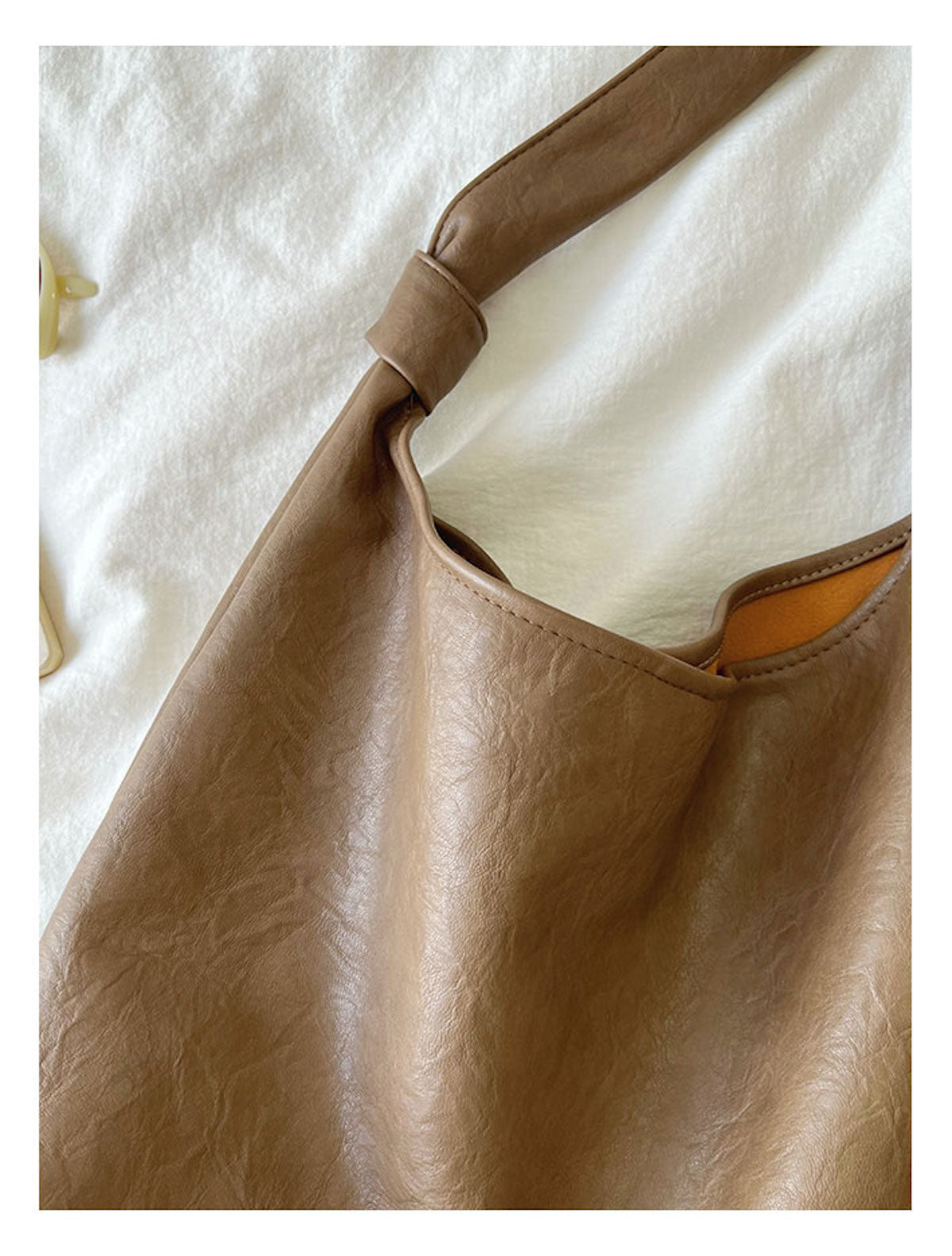 Women’s Soft Leather Retro Hobo Shoulder Bag Everyday Work Bag for Everyday City Outfits