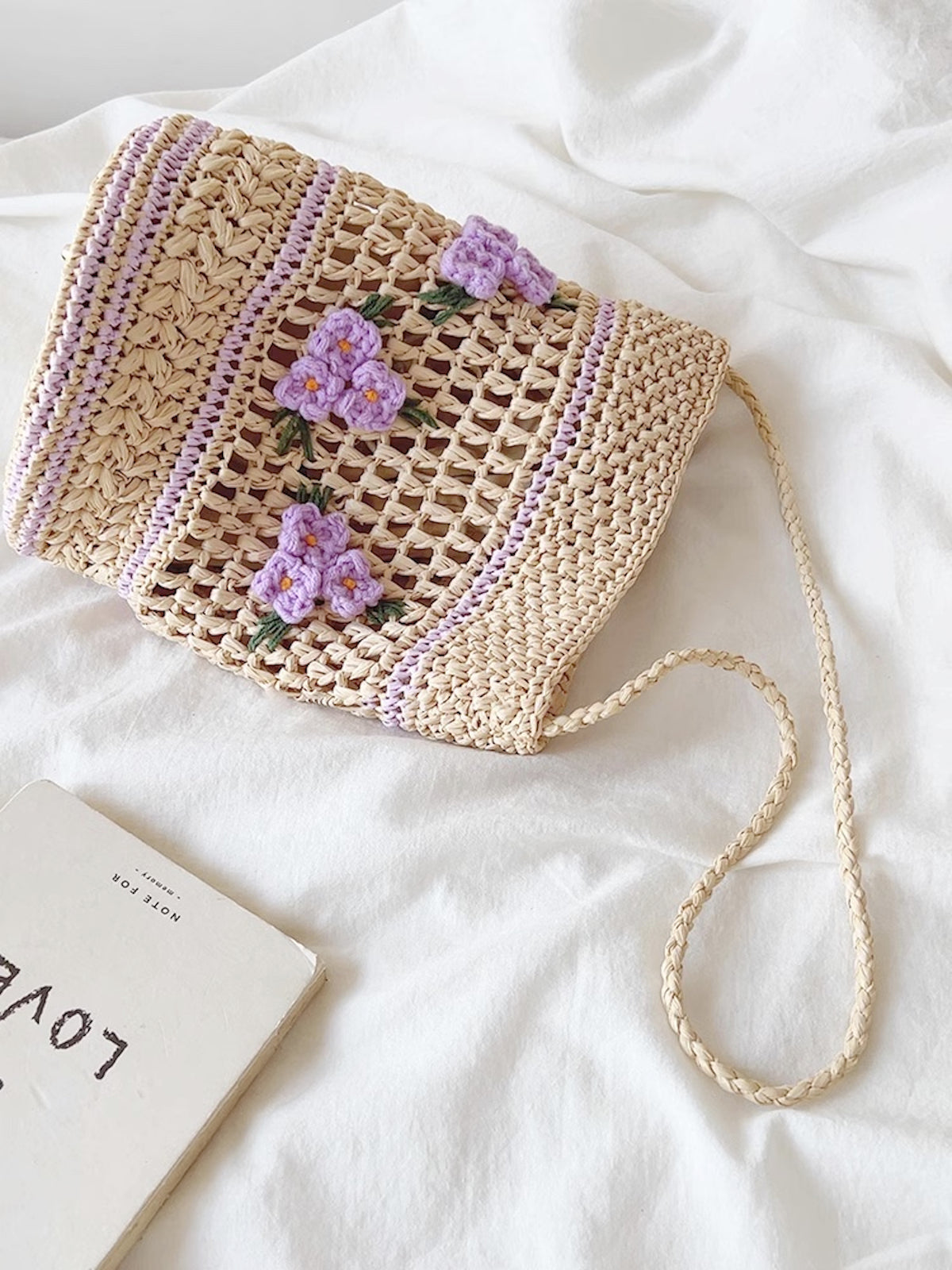 Women’s Floral Raffia Shoulder Bucket Bag Lavender Straw Bag for Beach, Vacation & Summer Outfits
