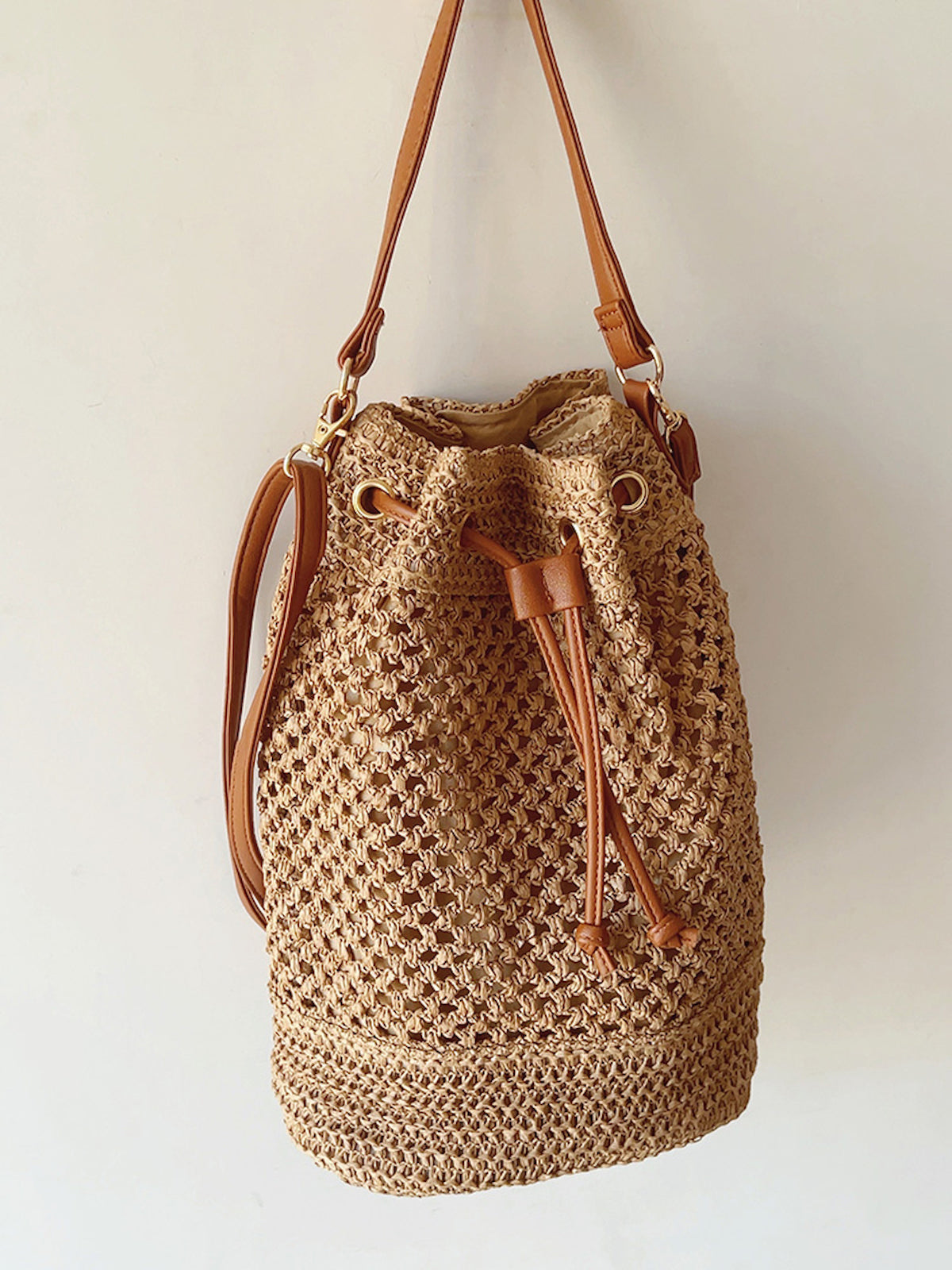 Women’s Straw Bucket Shoulder Bag Summer Crossbody Bag for Beach, Vacation & Summer Outfits