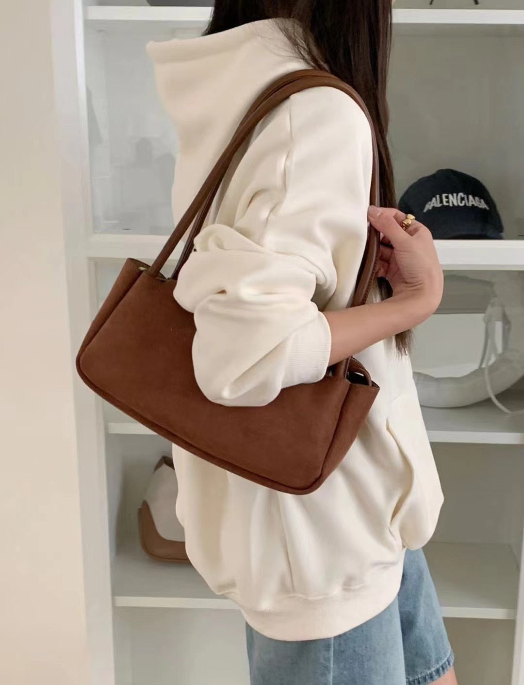 Women’s Soft Leather Retro Hobo Shoulder Bag Everyday Work Bag for Everyday City Outfits