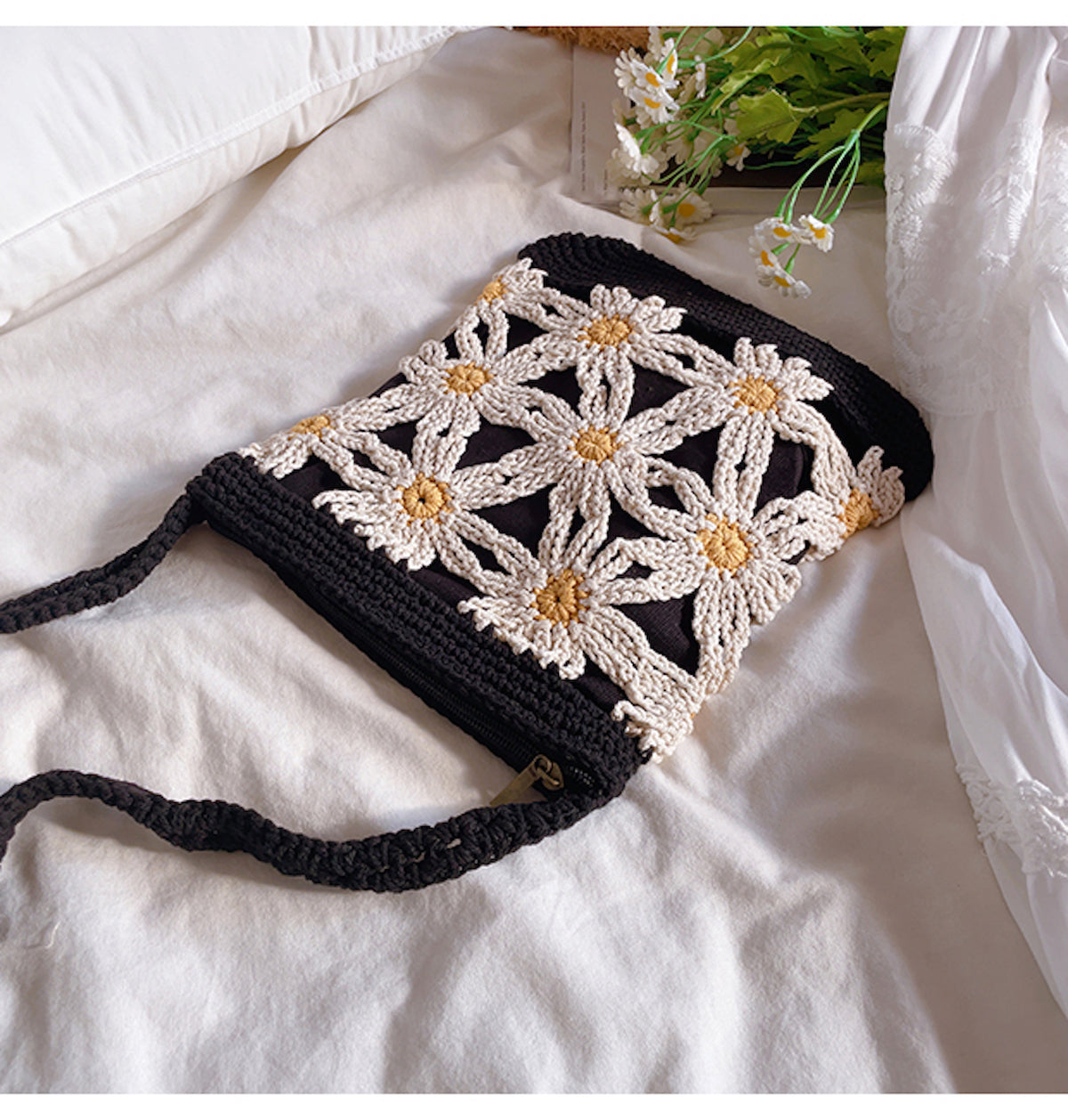 Women’s Crochet Cotton Mini Daisy Purse for Boho Everyday Style & Gifts