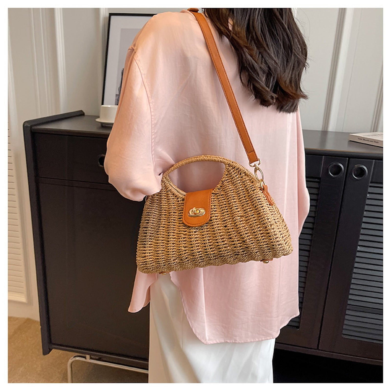 Women’s Straw Shell Shape Crossbody Hobo Bag for Beach, Vacation & Summer Outfits