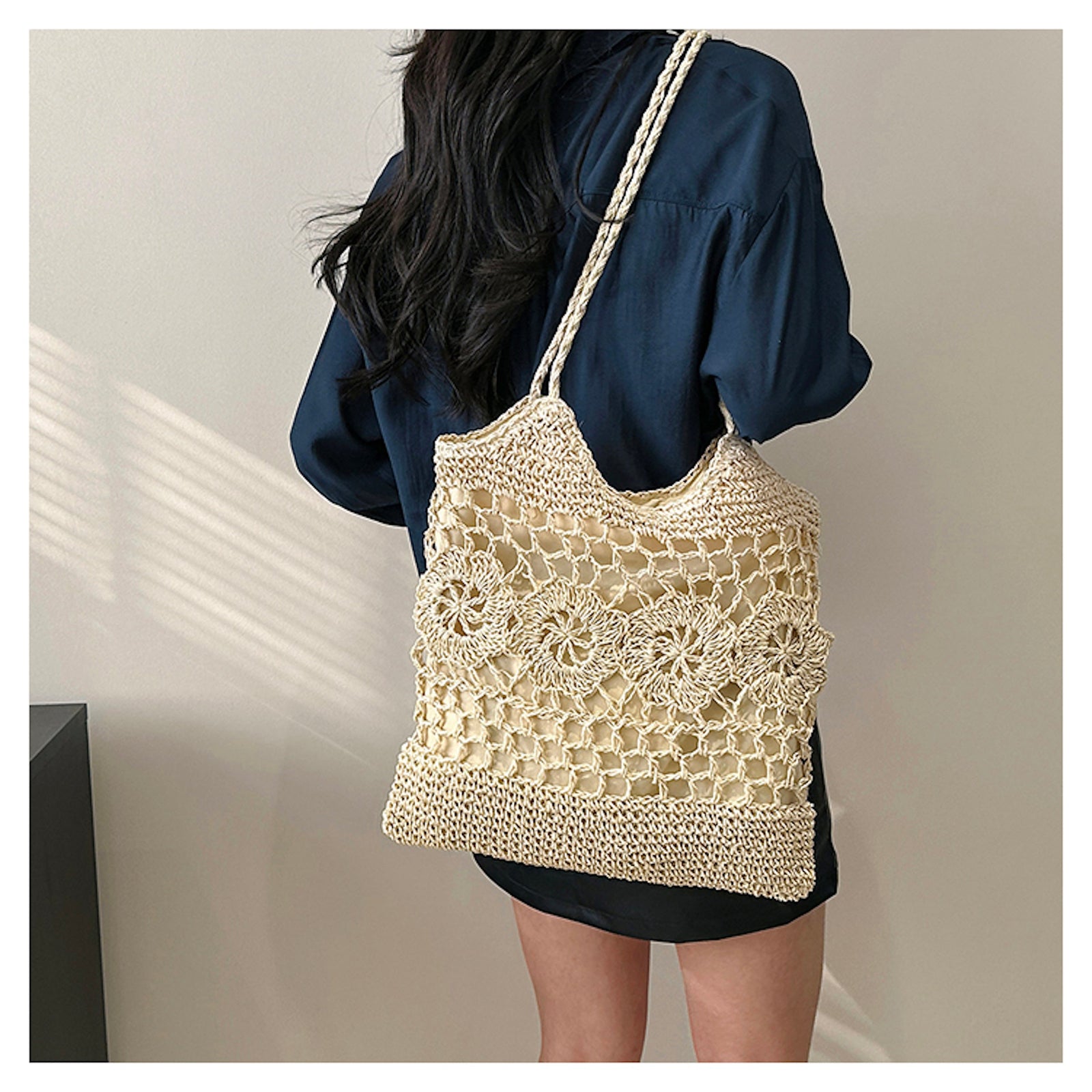 Women’s Straw Woven Summer Bag with Floral Designs Tote Bag for Beach, Vacation & Summer Outfits