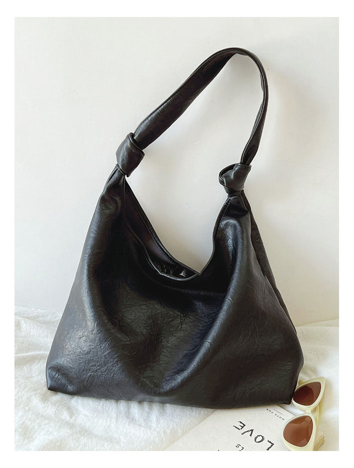 Women’s Soft Leather Retro Hobo Shoulder Bag Everyday Work Bag for Everyday City Outfits