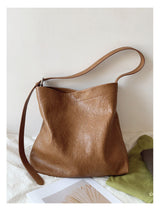Women’s Simple Leather Tote Bag for Everyday City Outfits