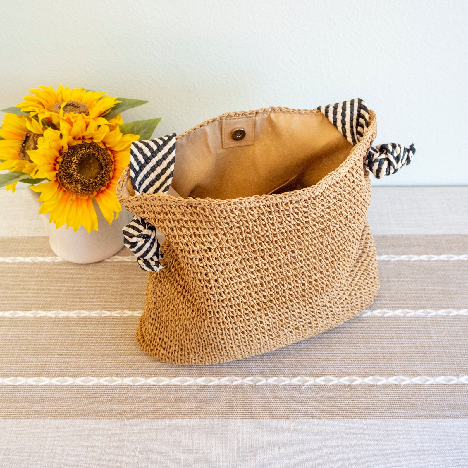 Women’s Straw Shoulder Bag Tote Bag for Beach, Vacation & Summer Outfits