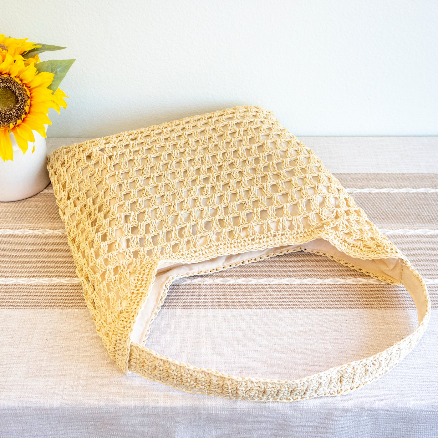 Women’s Straw Woven Tote for Beach, Vacation & Summer Outfits
