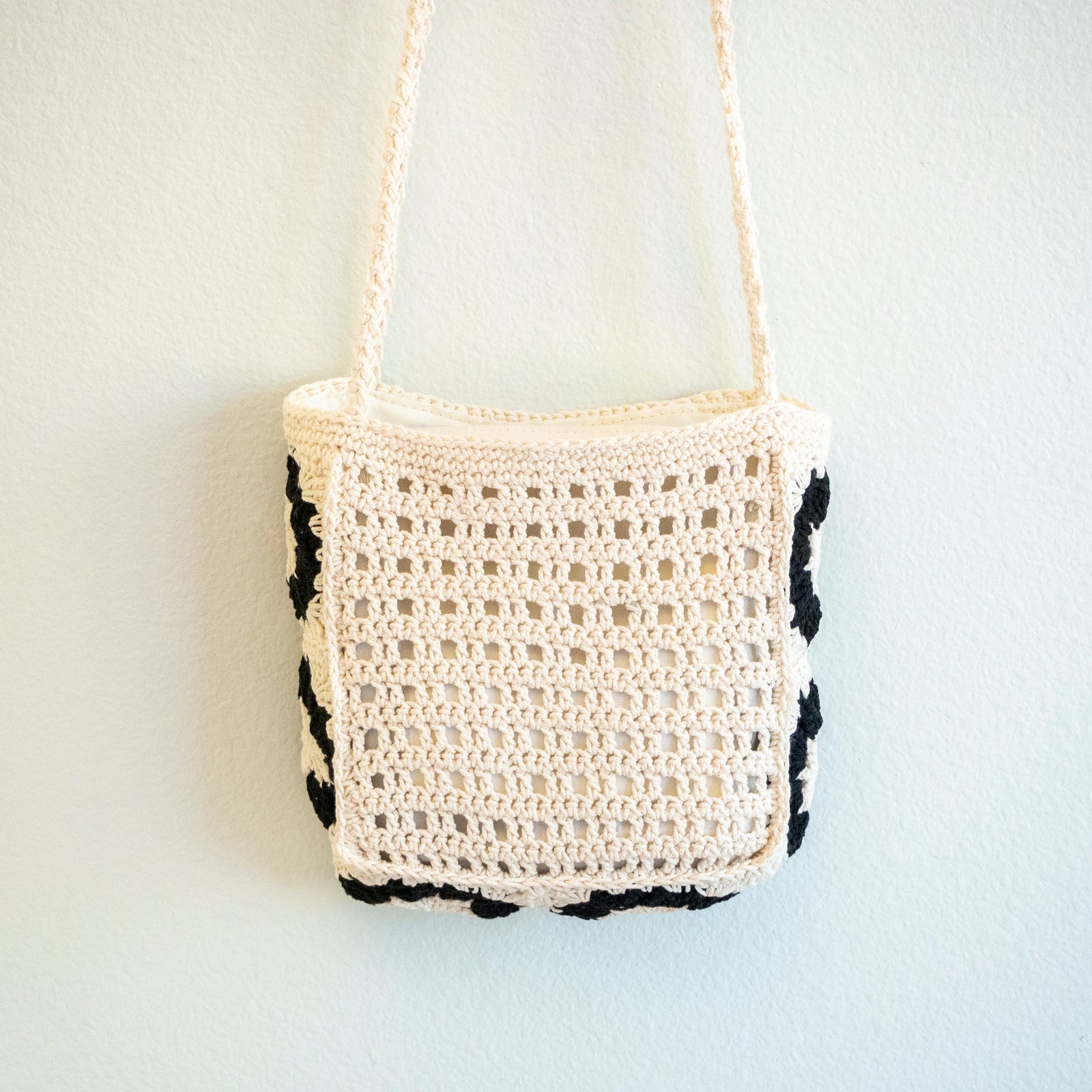 Women’s Small Boho Cotton Knitted Shoulder Bag Purse for Boho Everyday Style & Gifts