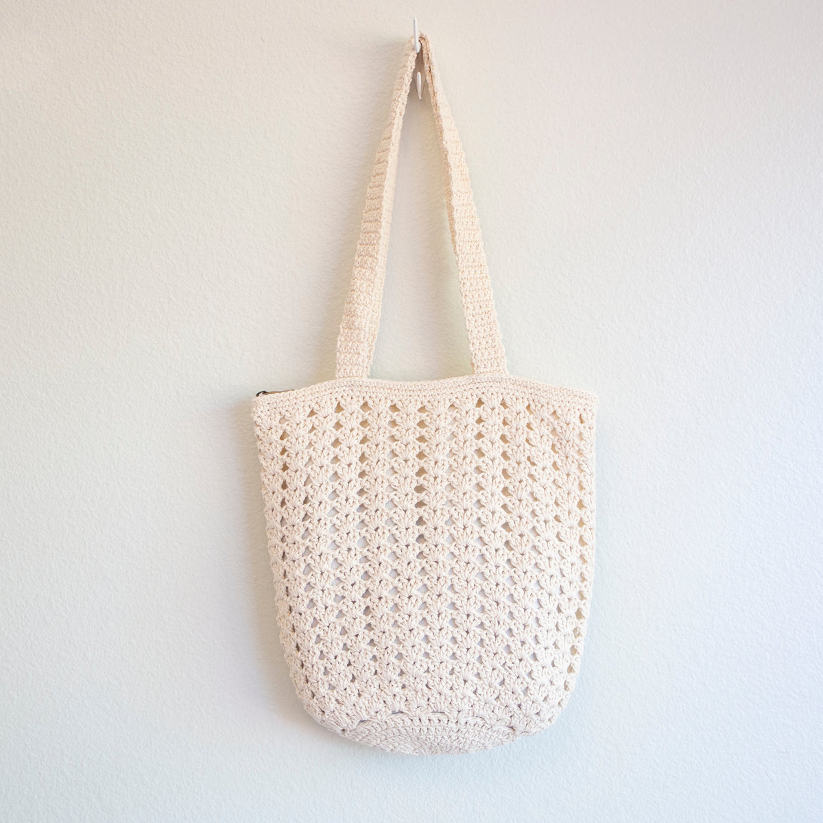 Women’s Handmade Crochet Retro Style Tote Bag for Boho Everyday Style & Gifts