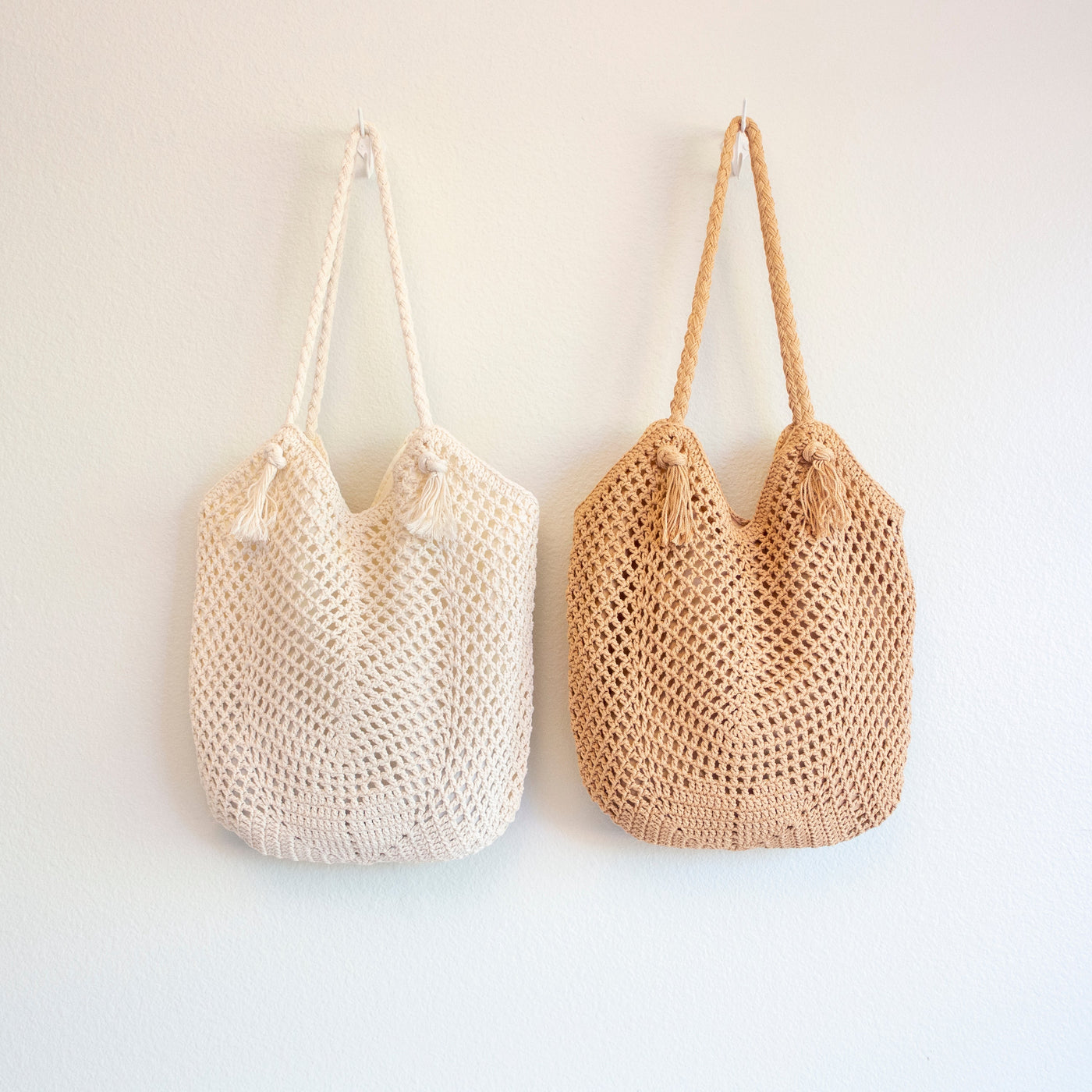 Women’s Handmade Crochet Retro Style Tote Bag for Boho Everyday Style & Gifts