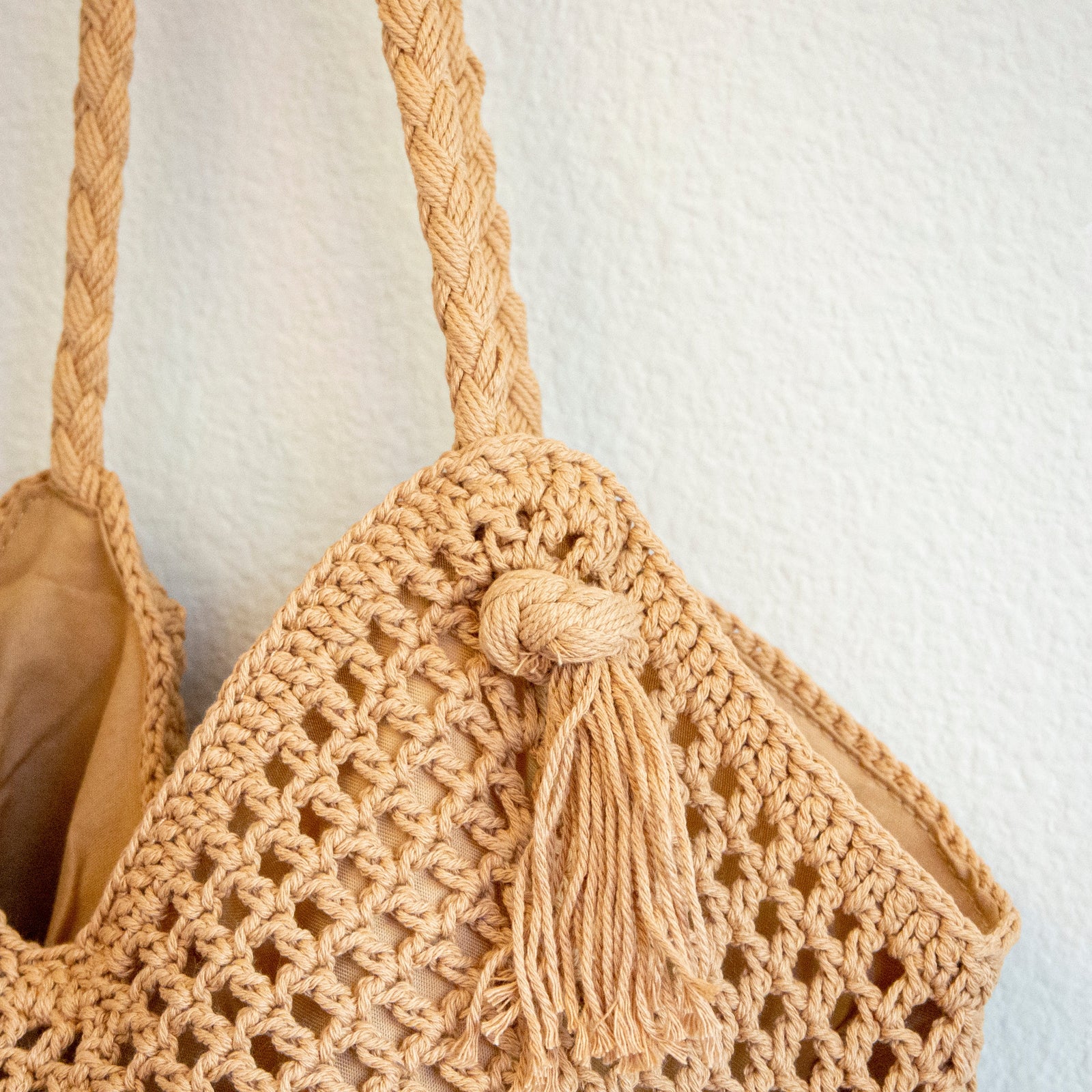 Women’s Handmade Crochet Retro Style Tote Bag for Boho Everyday Style & Gifts