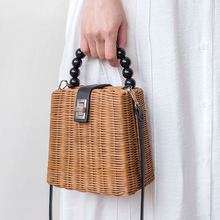 Stroh Rustikal Schick Damen Handgewebte Rattan Korbtasche Tragetasche für Strand, Urlaub & Sommer-Outfits