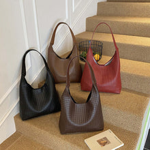 Woven Vegan Leather Hobo Bag with Matching Pouch, Large Slouchy Shoulder Purse