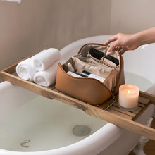 Großer Flat-Lay Make-up-Organizer aus veganem Leder – Reise-Kosmetiktasche