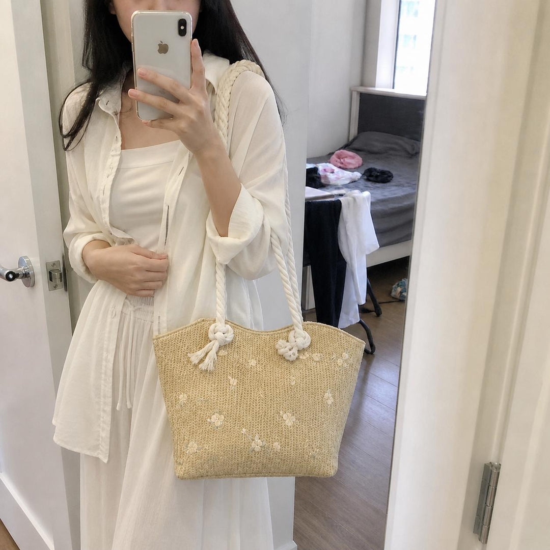 Embroidered Straw Shoulder Bag, Floral Lightweight Summer Beach Purse, SheSelects Atelier summer style