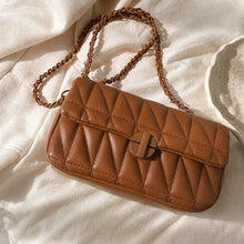 Kleine braune gesteppte Crossbody-Tasche aus veganem Leder – kompakte Schultertasche