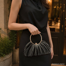 Plissierte Satin-Abendclutch, Brauttasche mit goldenem Ringgriff und Envelope-Tasche