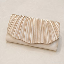 Plissierte Satin-Abendclutch, Brauttasche mit goldenem Ringgriff und Envelope-Tasche