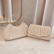 Plissierte Satin-Abendclutch, Brauttasche mit goldenem Ringgriff und Envelope-Tasche