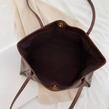 Grand sac cabas en cuir vegan, sac à épaule souple et ample avec fermeture magnétique