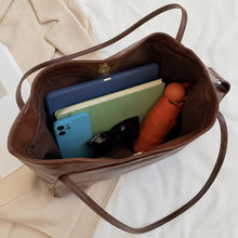 Grand sac cabas en cuir vegan, sac à épaule souple et ample avec fermeture magnétique